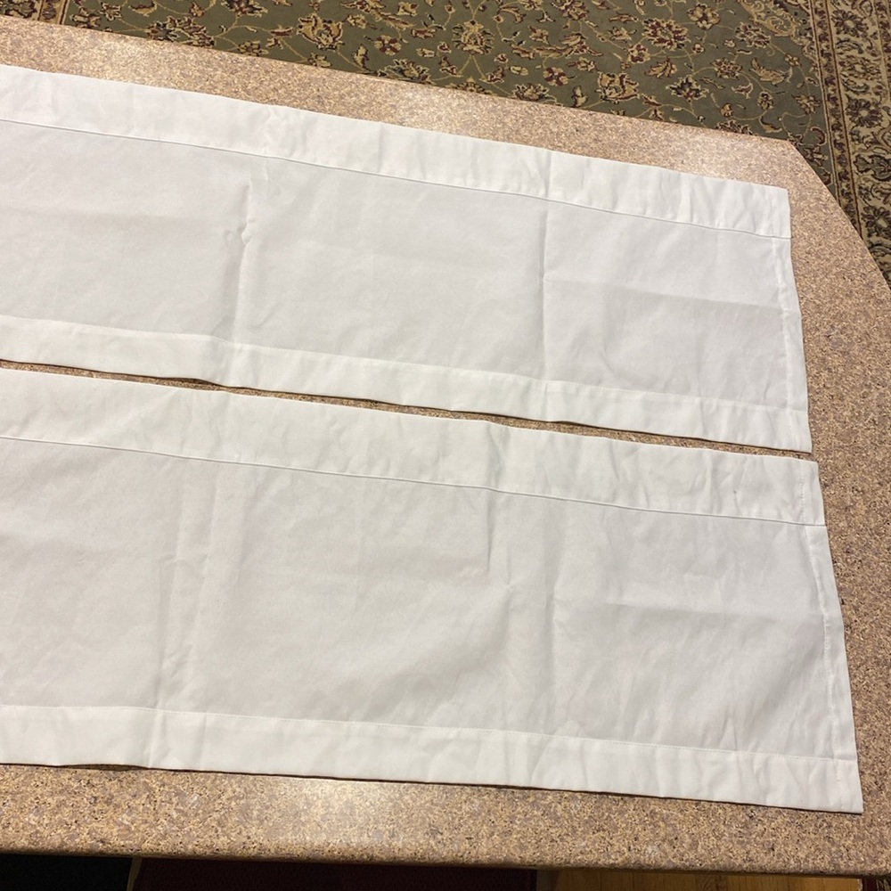 2 Room Essentials White Valances Curtains - Picture 17 of 17